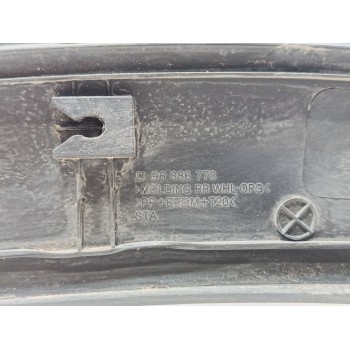 Recambio de aletin trasero derecho para chevrolet orlando (j309) 2.0 d referencia OEM IAM 96886778  