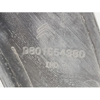Recambio de aletin trasero derecho para citroën c4 cactus 1.2 thp 110 referencia OEM IAM 9801554380  
