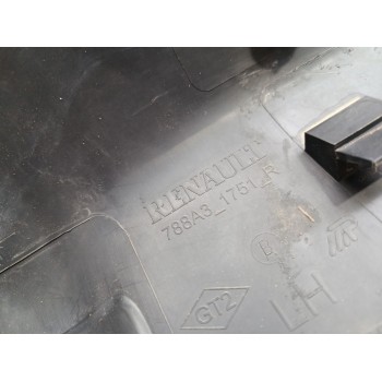 Recambio de aletin trasero izquierdo para dacia sandero stepway referencia OEM IAM 788A31751R  