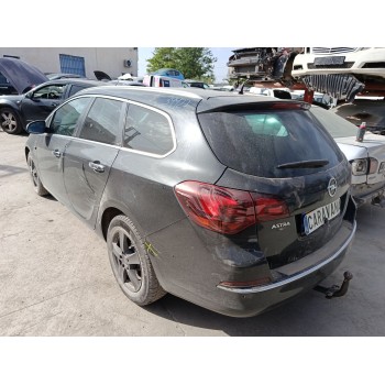 opel astra j sports tourer (p10) del año 2010