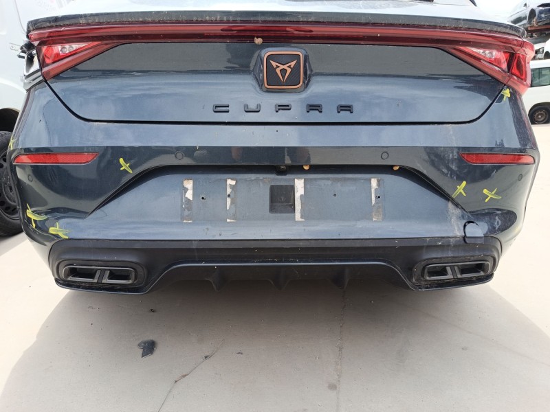 Recambio de paragolpes trasero para cupra leon sportstourer (kl8, ku8, kud) 1.5 etsi referencia OEM IAM 5FA807421EGRU  