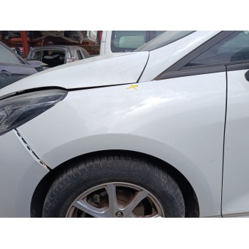 Recambio de aleta delantera izquierda para ford fiesta vii (hj, hf) 1.5 tdci referencia OEM IAM 2400943  