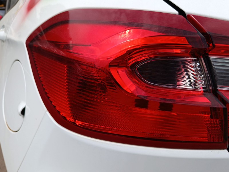 Recambio de piloto trasero izquierdo para ford fiesta vii (hj, hf) 1.5 tdci referencia OEM IAM 2527137  