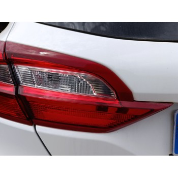 Recambio de piloto trasero izquierdo interior para ford fiesta vii (hj, hf) 1.5 tdci referencia OEM IAM 2527143  