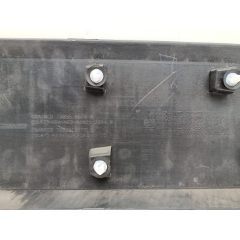 Recambio de moldura para renault trafic furgón l1h1 2,9t referencia OEM IAM 768556674R  