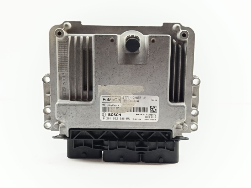 Recambio de centralita motor uce para ford transit courier trend referencia OEM IAM 0281032086 / ET7112A650UB  
