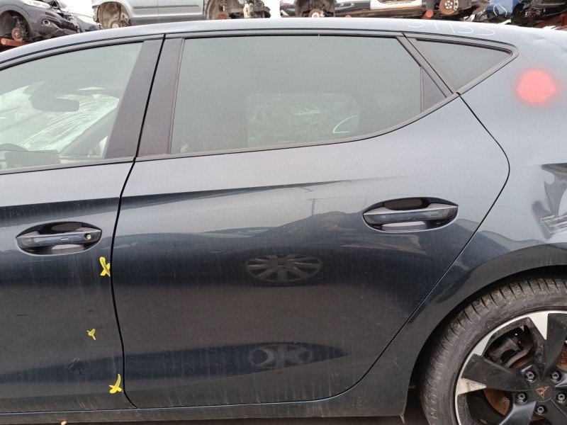 Recambio de puerta trasera izquierda para cupra leon sportstourer (kl8, ku8, kud) 1.5 etsi referencia OEM IAM 5FA833051C  