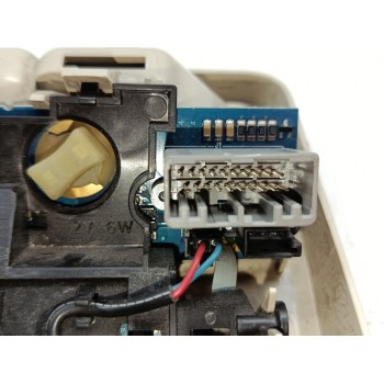 Recambio de luz interior para land rover range rover evoque (l538) 2.2 d referencia OEM IAM BJ32519A58A  