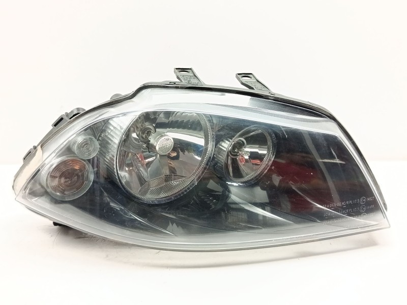 Recambio de faro derecho para seat ibiza iii (6l1) 1.4 tdi referencia OEM IAM 6L1941752B  