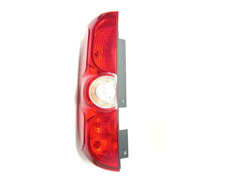 Recambio de piloto trasero izquierdo para opel combo d kasten l2h1 2,4t referencia OEM IAM 95513787  