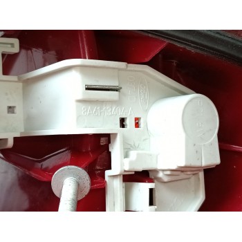 Recambio de piloto trasero derecho para ford fiesta (cb1) trend referencia OEM IAM 8A6113A603AB / 1709553  