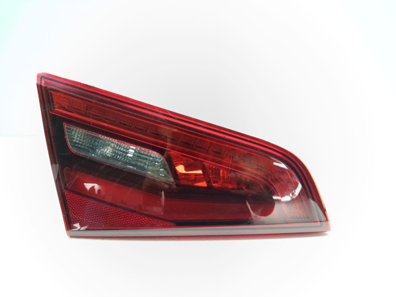 Recambio de piloto trasero izquierdo interior para audi a3 sportback (8va) ambiente referencia OEM IAM 8V4945093A  