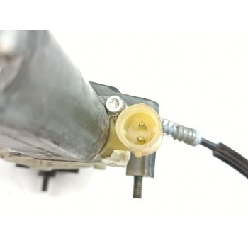 Recambio de elevalunas delantero izquierdo para renault clio ii (bb_, cb_) 1.5 dci (b/cb08) referencia OEM IAM 7701207255  