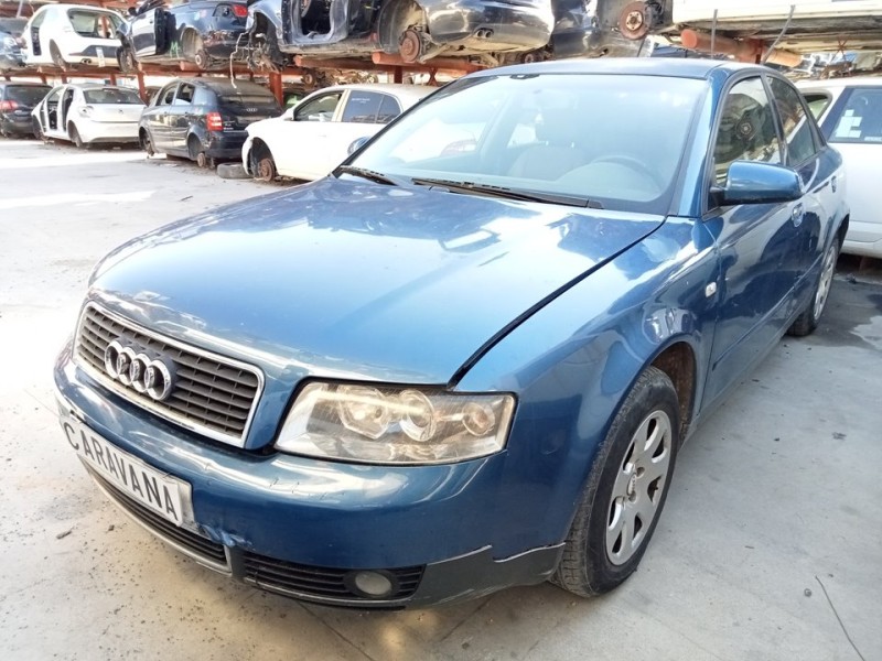 AUDI A4 BERLINA (8E)