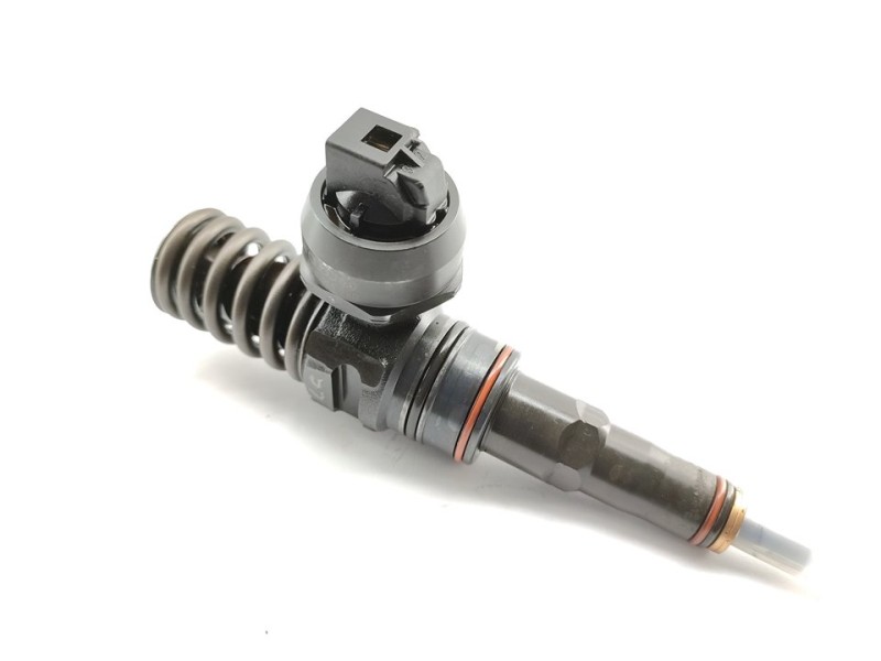 Recambio de inyector para audi a4 berlina (8e) 1.9 tdi (96kw) referencia OEM IAM 038130073AR  