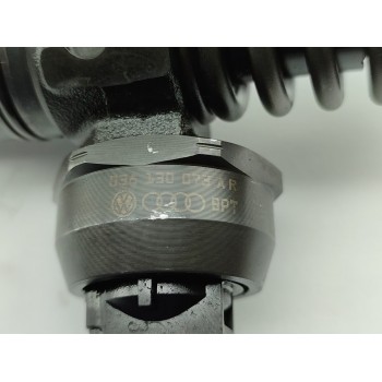 Recambio de inyector para audi a4 berlina (8e) 1.9 tdi (96kw) referencia OEM IAM 038130073AR  