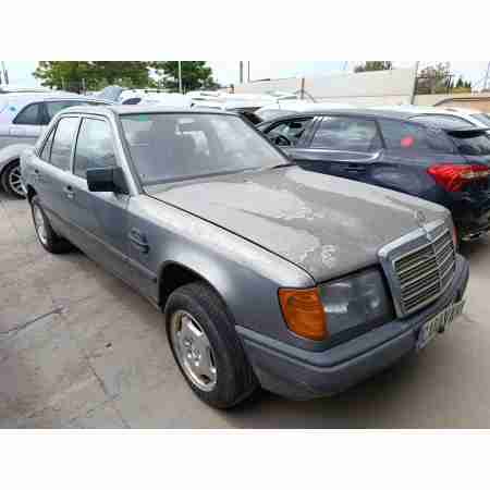 MERCEDES-BENZ CLASE E (W124)