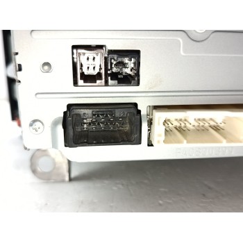 Recambio de pantalla multifuncion para toyota yaris cross hybrid 2wd active tech referencia OEM IAM 861400D721  