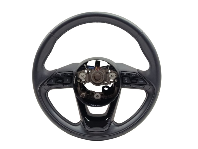 Recambio de volante para toyota yaris cross hybrid 2wd active tech referencia OEM IAM 45100K0110C1  