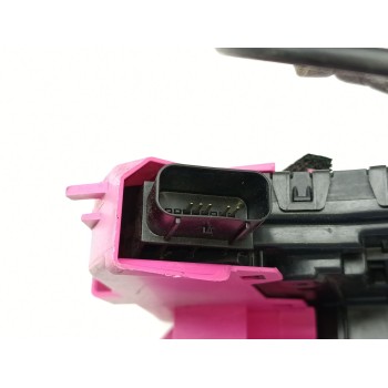 Recambio de cerradura puerta delantera derecha para hyundai tucson (nx) klass 2wd referencia OEM IAM 81320N7000  