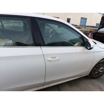 Recambio de puerta delantera derecha para skoda fabia (pj3) ambition referencia OEM IAM 6VA831052A  