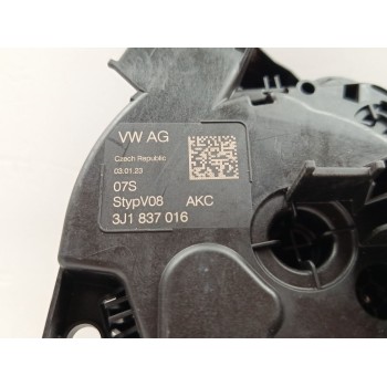 Recambio de cerradura puerta delantera derecha para volkswagen t-roc (d11) style referencia OEM IAM 5TB837016E / 3J1837016  