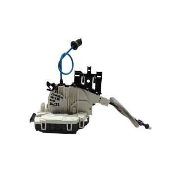 CERRADURA PUERTA DELANTERA DERECHA A1667200435 