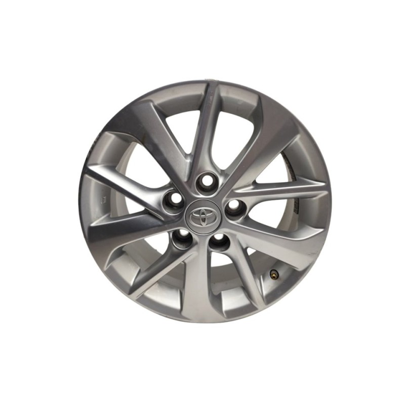 Recambio de llanta para toyota auris active referencia OEM IAM 4261102E90  