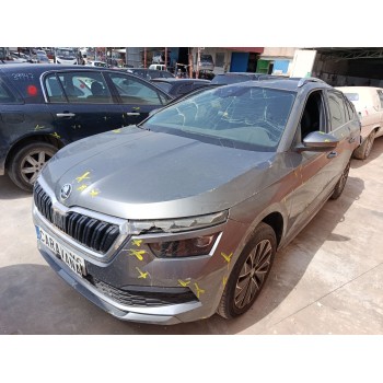 skoda kamiq (nw4) del año 2019