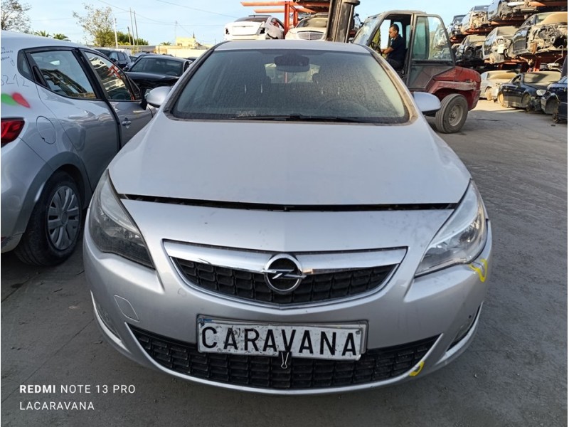 opel astra j lim. del año 2010