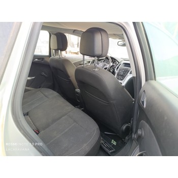 opel astra j lim. del año 2010