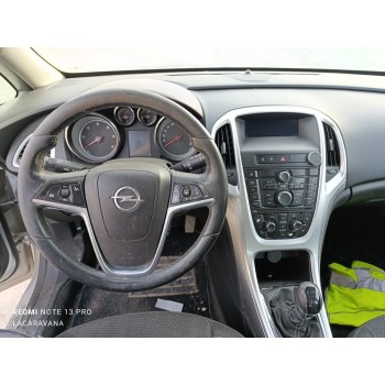 opel astra j lim. del año 2010
