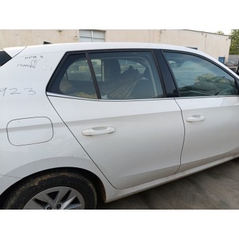 Recambio de puerta trasera derecha para skoda fabia (pj3) ambition referencia OEM IAM 6VE833052A  