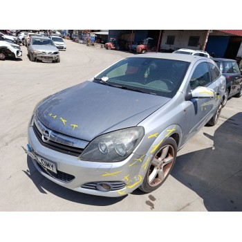 opel astra h gtc (a04) del año 2005
