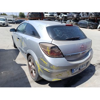 opel astra h gtc (a04) del año 2005