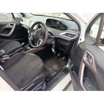peugeot 2008 i (cu_) del año 2016