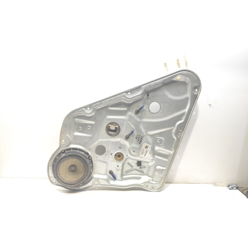 Recambio de elevalunas trasero izquierdo para kia cee´d sporty wagon drive referencia OEM IAM 834701H020  