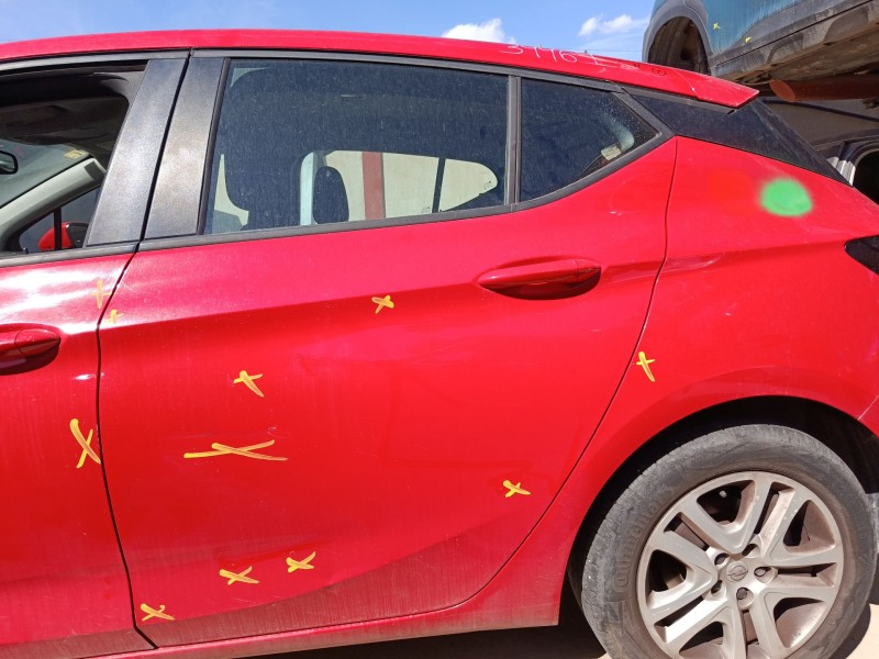 Recambio de puerta trasera izquierda para opel astra k (b16) 1.6 cdti (68) referencia OEM IAM 39094742  