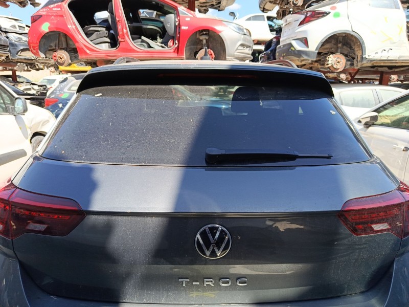 Recambio de porton trasero para volkswagen t-roc (a11, d11) 1.0 tsi referencia OEM IAM 2GA827025B  