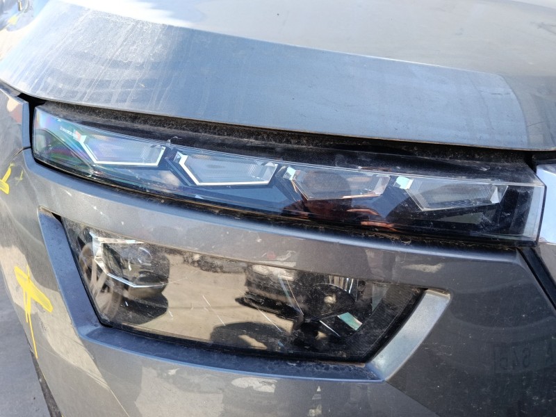 Recambio de faro derecho para skoda kamiq (nw4) 1.5 tsi referencia OEM IAM 658941018D  