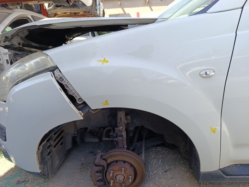 Recambio de aleta delantera izquierda para citroën c-crosser (vu_, vv_) 2.2 hdi referencia OEM IAM 7840V9  