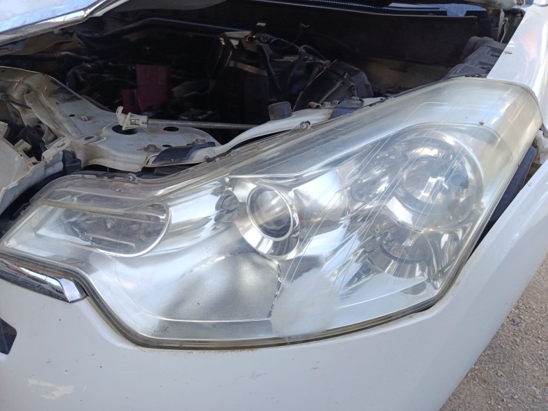 Recambio de faro izquierdo para citroën c-crosser (vu_, vv_) 2.2 hdi referencia OEM IAM 6208H0  