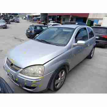 opel corsa c (x01) del año 2004