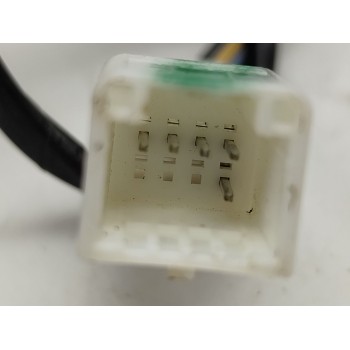 Recambio de retrovisor izquierdo para dacia sandero ambiance referencia OEM IAM 963017247R  