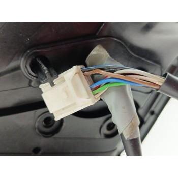 Recambio de retrovisor derecho para toyota auris active referencia OEM IAM 8791002F10  