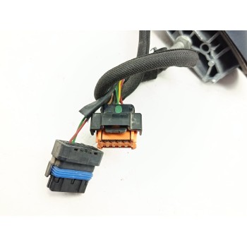 Recambio de retrovisor izquierdo para peugeot 508 allure hybrid4 referencia OEM IAM 8154SH  
