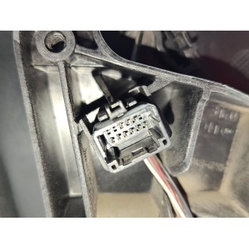 Recambio de retrovisor izquierdo para renault megane iii berlina 5 p business referencia OEM IAM 963020180R  