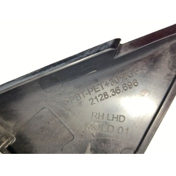 Recambio de retrovisor derecho para ford focus trend edition referencia OEM IAM JX7B17E714AD / 2566267  