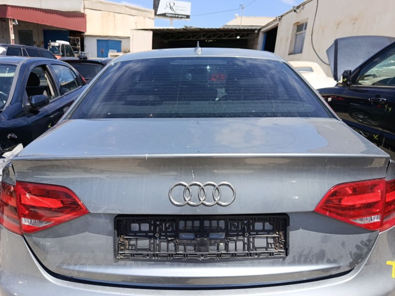 Recambio de porton trasero para audi a4 b8 (8k2) 2.0 tdi referencia OEM IAM   