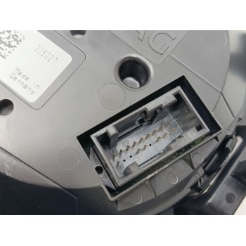 Recambio de cuadro instrumentos para volkswagen t-roc descapotable (ac7, ac8) 1.0 tsi referencia OEM IAM 2GA920740C  